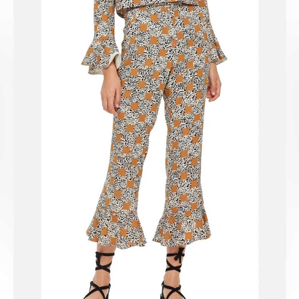 Topshop Leopard Flare Ruffle Pants 🍁